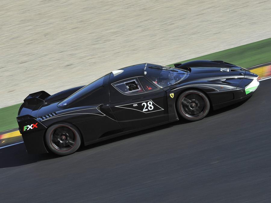  Ferrari FXX Evoluzione 2007 года  (фото 15 из 54)